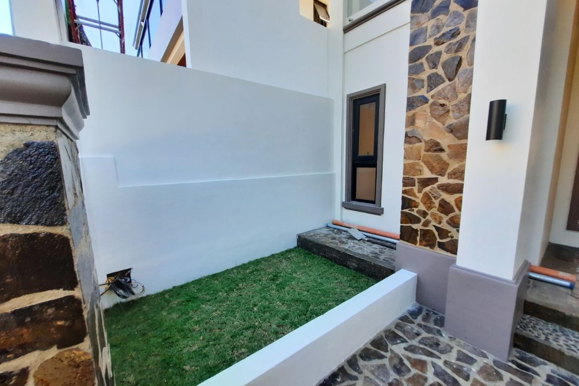 4 Bedroom House for Sale in San Isidro, Cainta, Rizal – photo 2