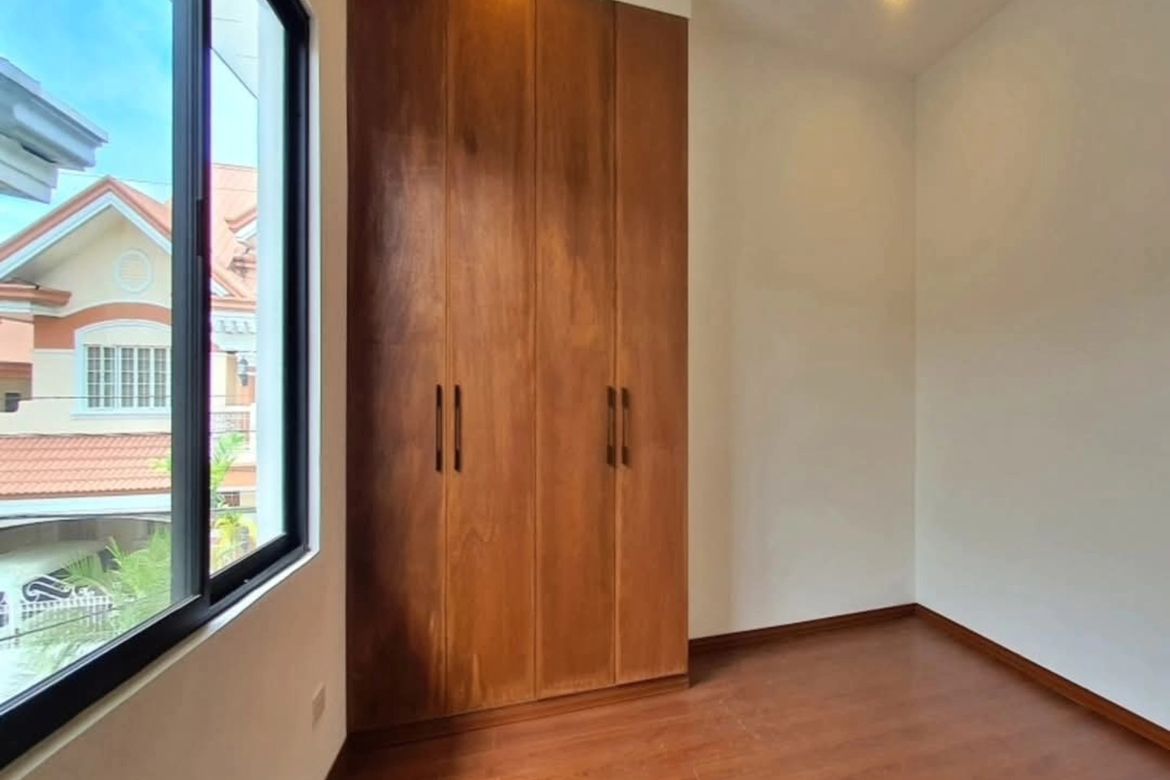 4 Bedroom House for Sale in San Isidro, Cainta, Rizal – photo 7