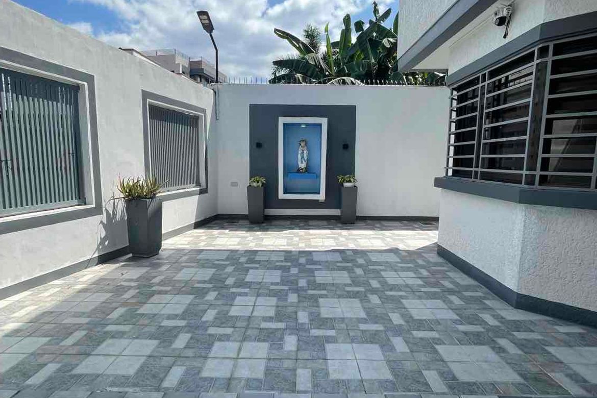 4 Bedroom House for Sale in San Isidro, Cainta, Rizal – photo 3