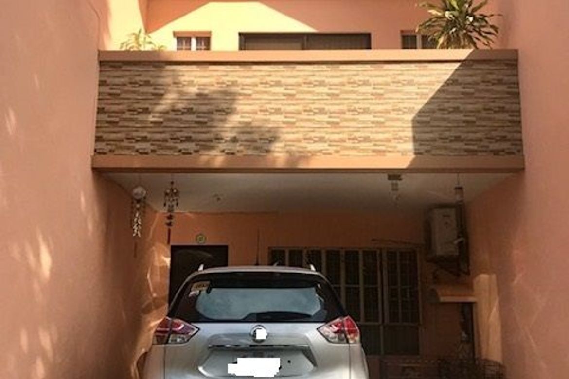 4 Bedroom House for Sale in San Isidro, Parañaque, Metro Manila – photo 2