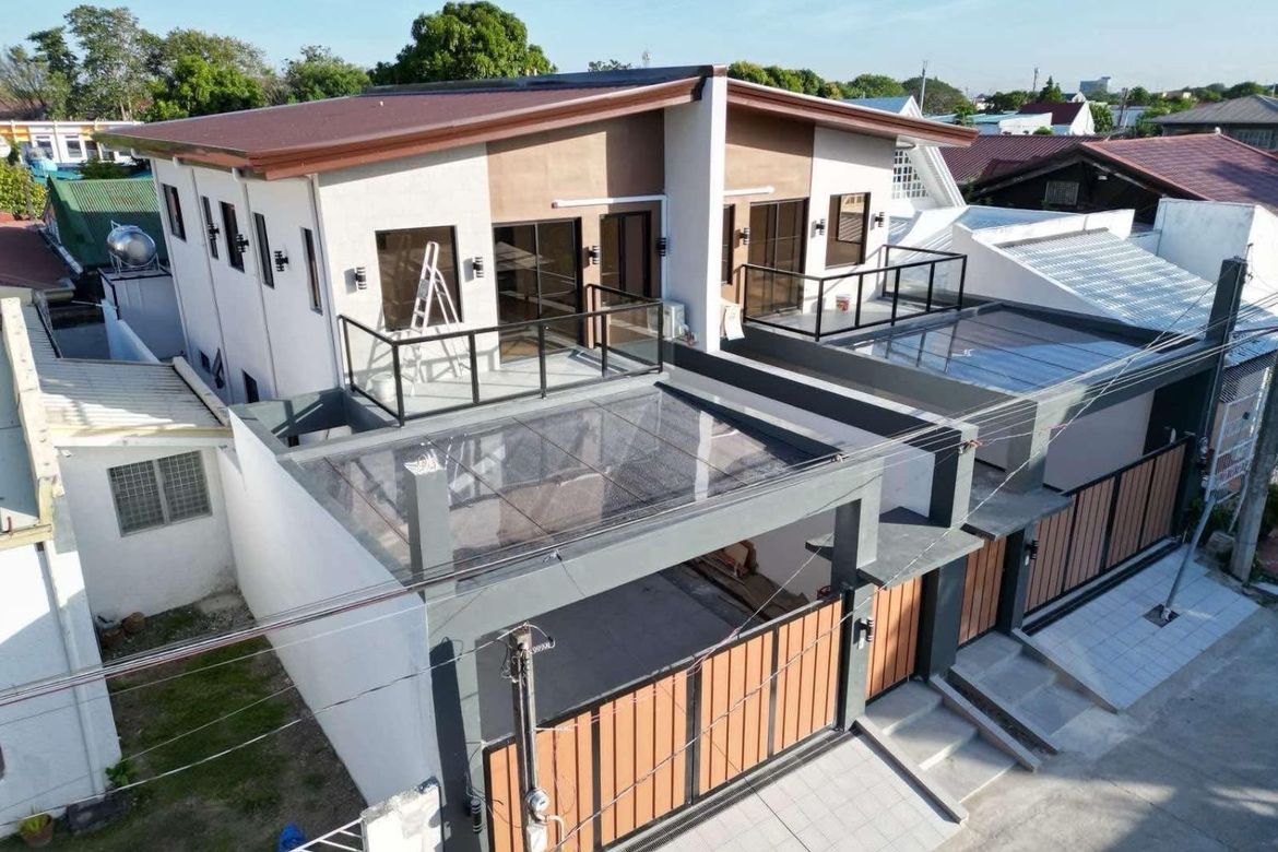 4 Bedroom House for Sale in San Isidro, Parañaque, Metro Manila – photo 2
