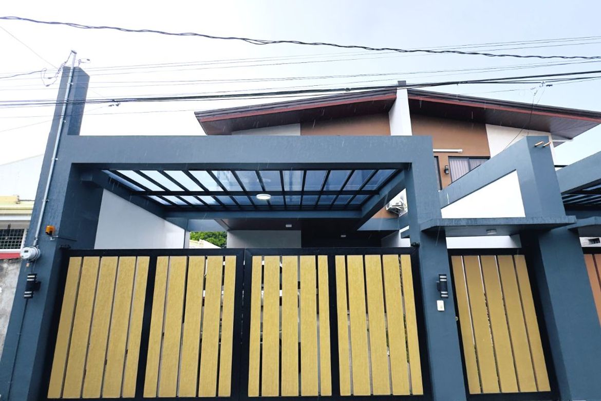 4 Bedroom House for Sale in San Isidro, Parañaque, Metro Manila – photo 2