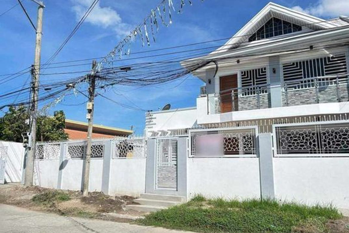 4 Bedroom House for Sale in San Isidro, San Fernando, Pampanga