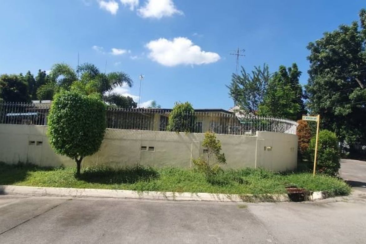4 Bedroom House for Sale in San Jose, Angeles, Pampanga