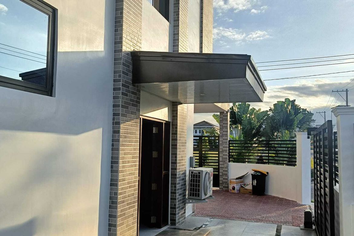 4 Bedroom House for Sale in San Jose, Angeles, Pampanga – photo 3