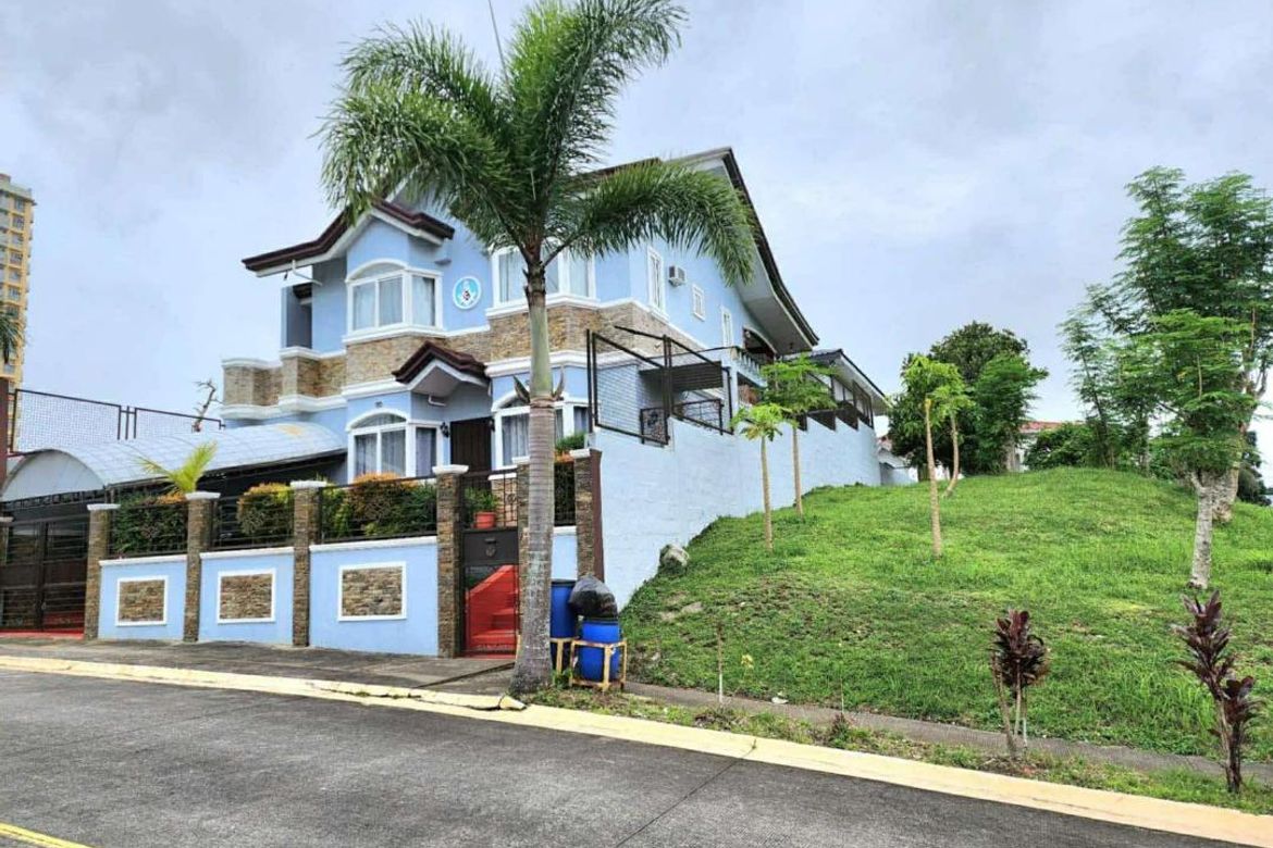 4 Bedroom House for Sale in San Jose, Tagaytay, Cavite