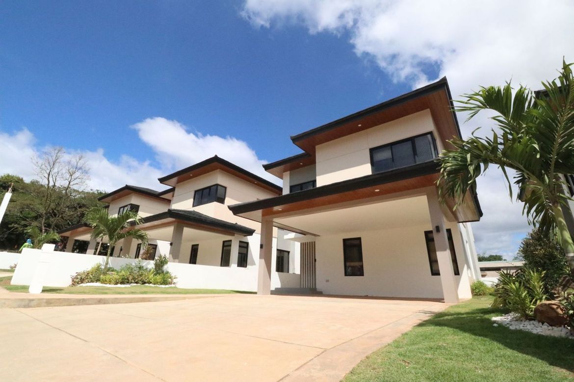 4 Bedroom House for Sale in San Juan, Antipolo, Rizal