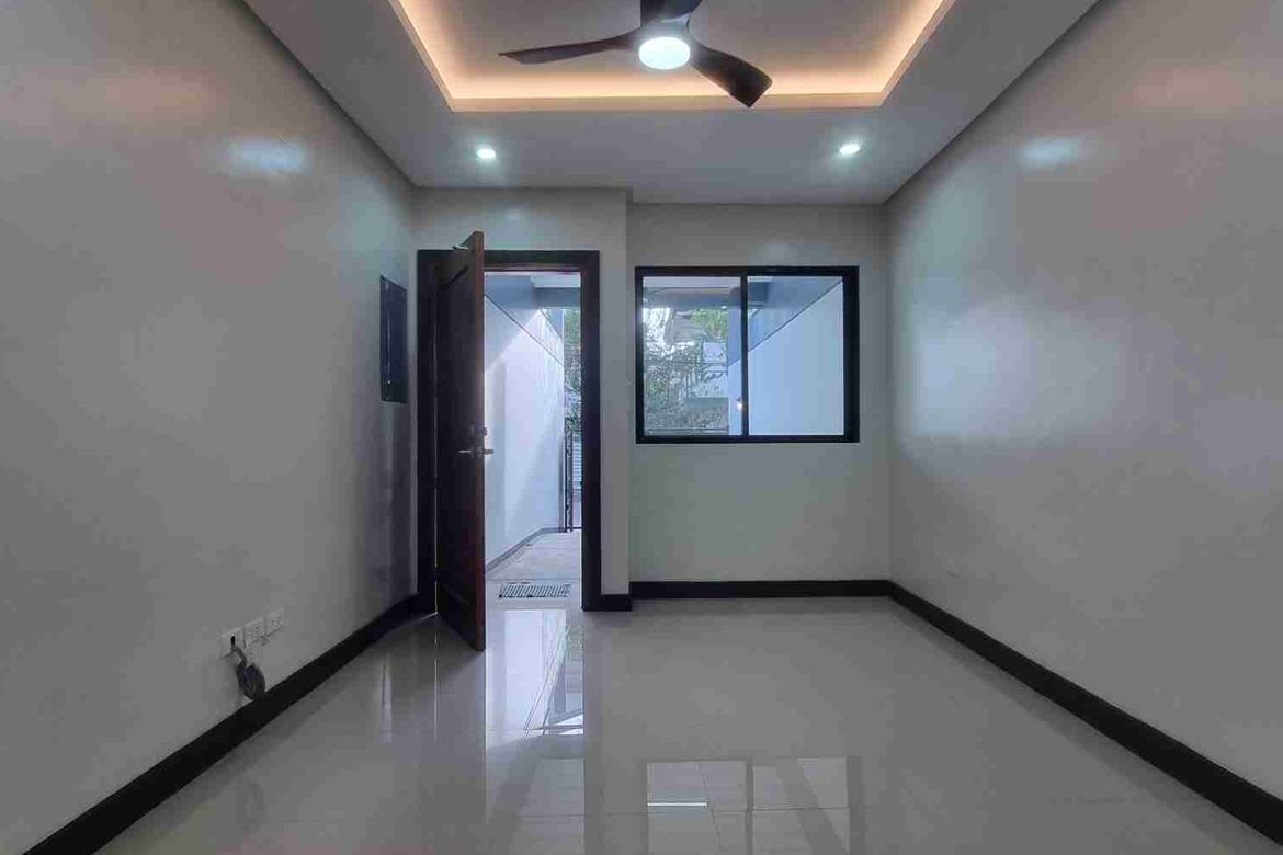 4 Bedroom House for Sale in San Juan, Cainta, Rizal – photo 6