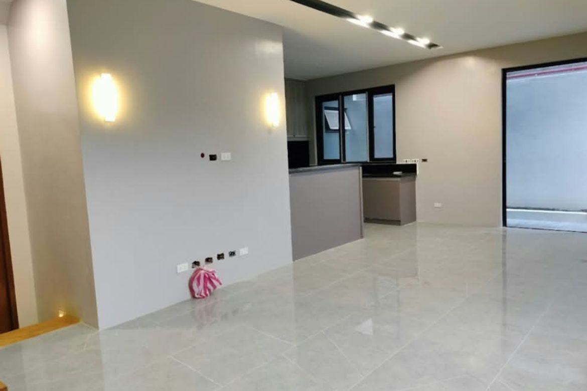 4 Bedroom House for Sale in San Juan, Taytay, Rizal – photo 8