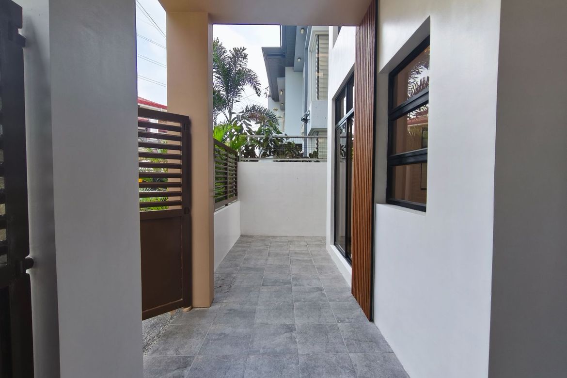 4 Bedroom House for Sale in San Miguel, Pasig, Metro Manila – photo 4