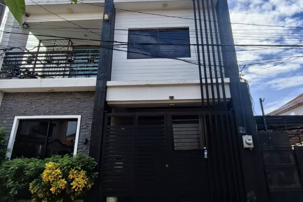 4 Bedroom House for Sale in San Miguel, Pasig, Metro Manila