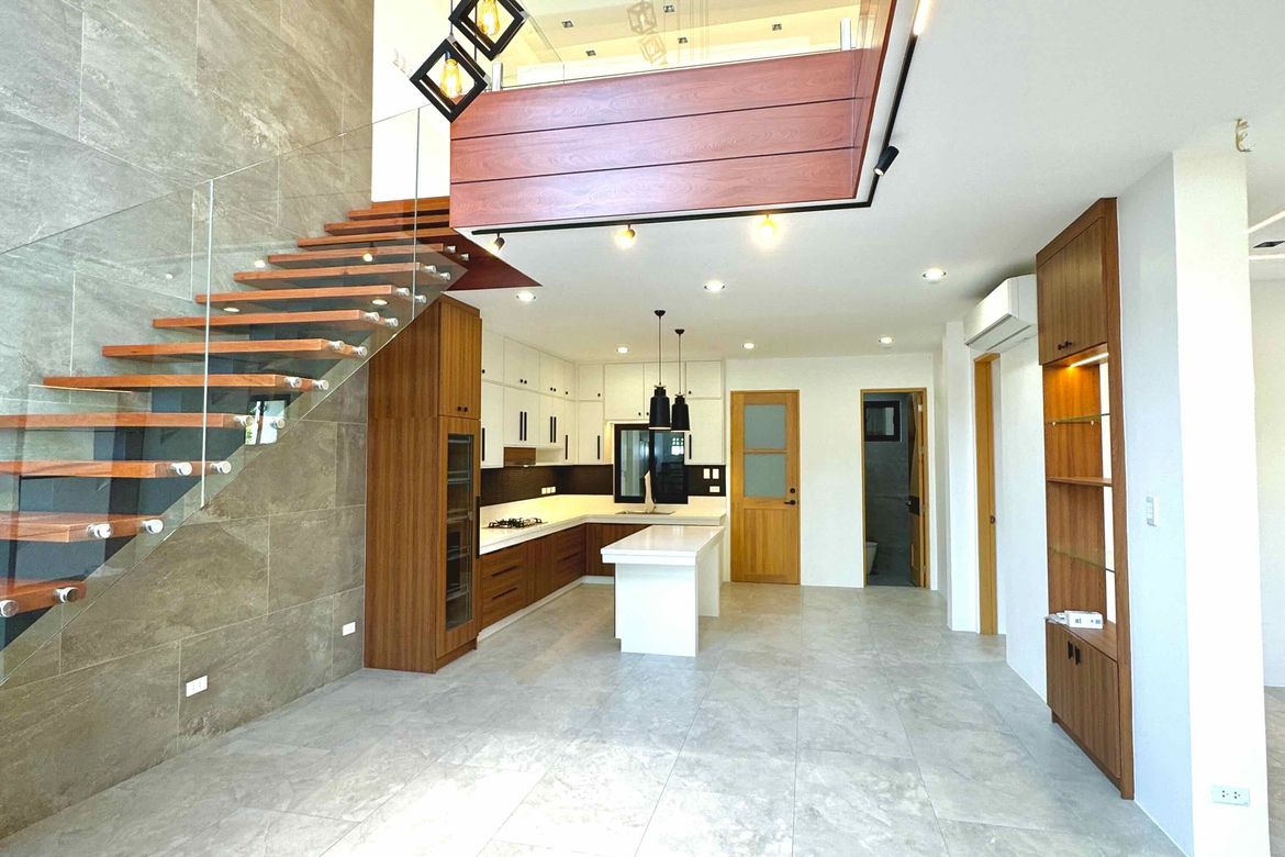 4 Bedroom House for Sale in San Miguel, Pasig, Metro Manila – photo 8