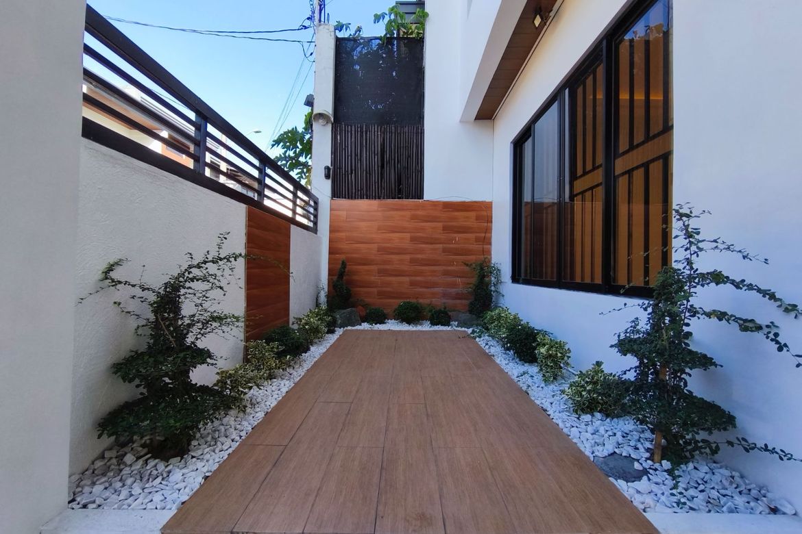 4 Bedroom House for Sale in San Miguel, Pasig, Metro Manila – photo 2
