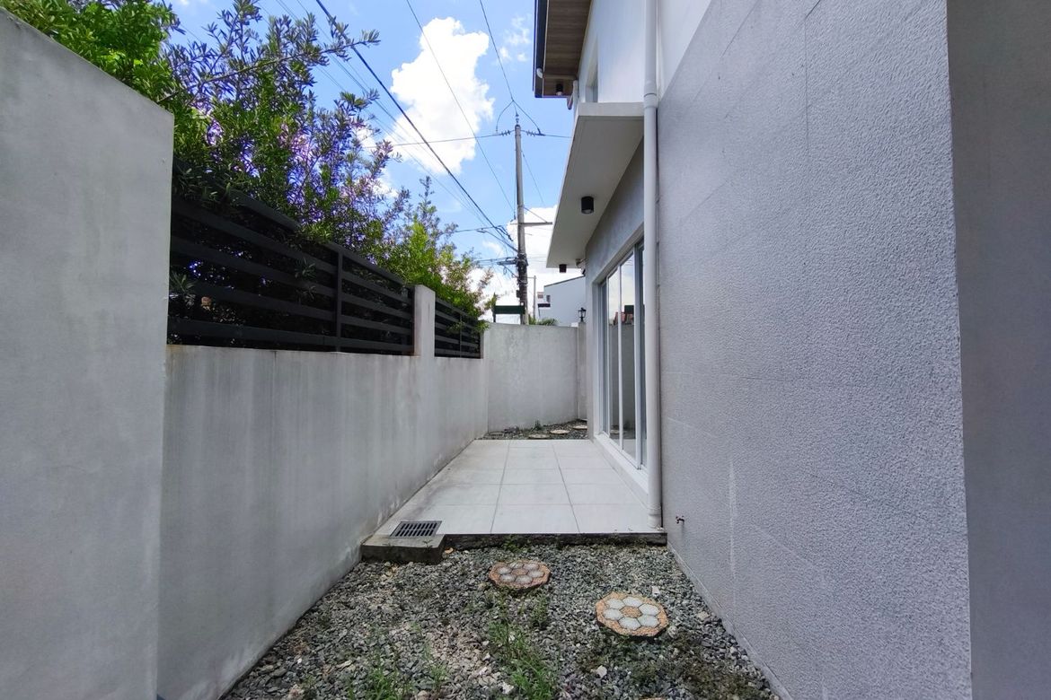 4 Bedroom House for Sale in San Miguel, Pasig, Metro Manila – photo 2