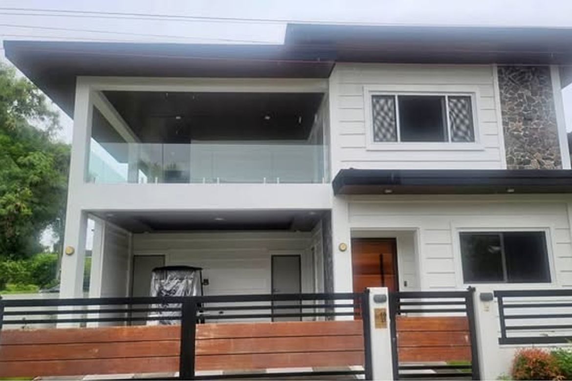 4 Bedroom House for Sale in San Vicente II, Silang, Cavite