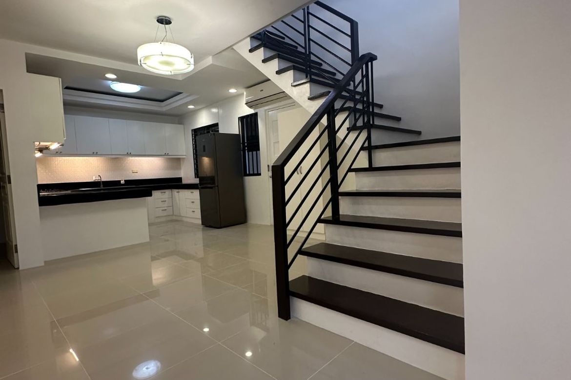 4 Bedroom House for Sale in Santa Ana, Taytay, Rizal – photo 3