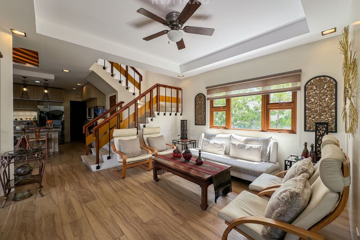 4 Bedroom House for Sale in Santa Clara Norte, Pila, Laguna