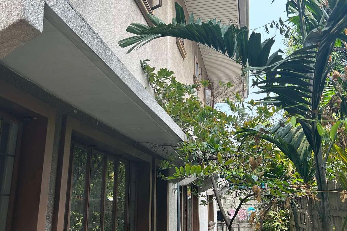 4 Bedroom House for Sale in Santa Cruz, Makati City – photo 9