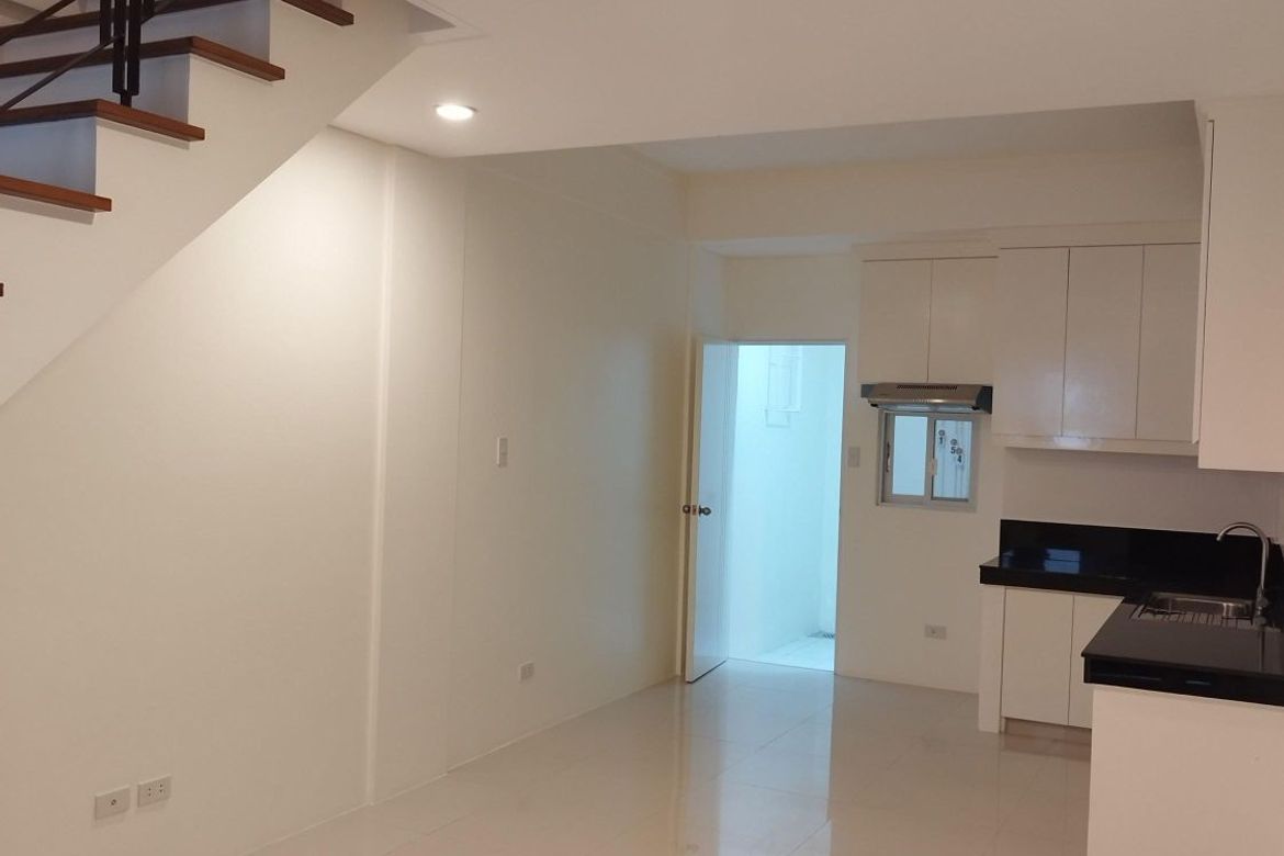 4 Bedroom House for Sale in Santa Cruz, Manila, Metro Manila near LRT-1 Doroteo Jose – photo 7