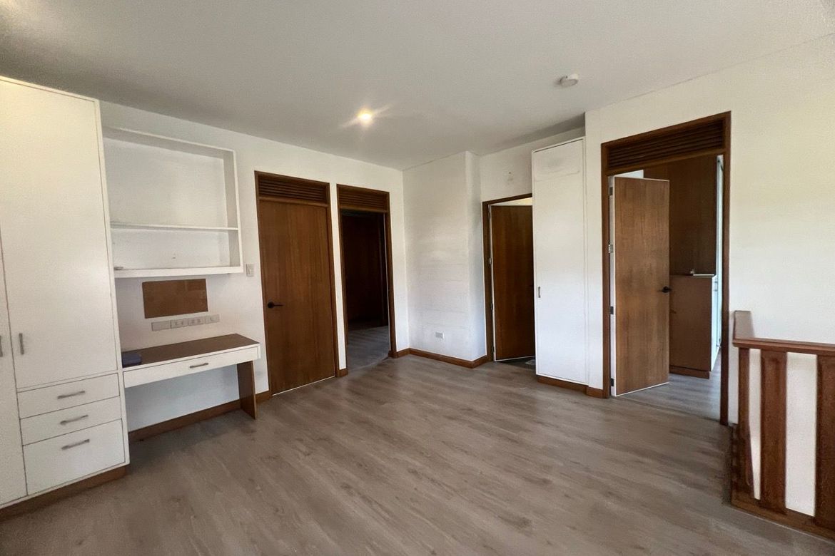 4 Bedroom House for Sale in Santa Lucia, Pasig, Metro Manila – photo 8