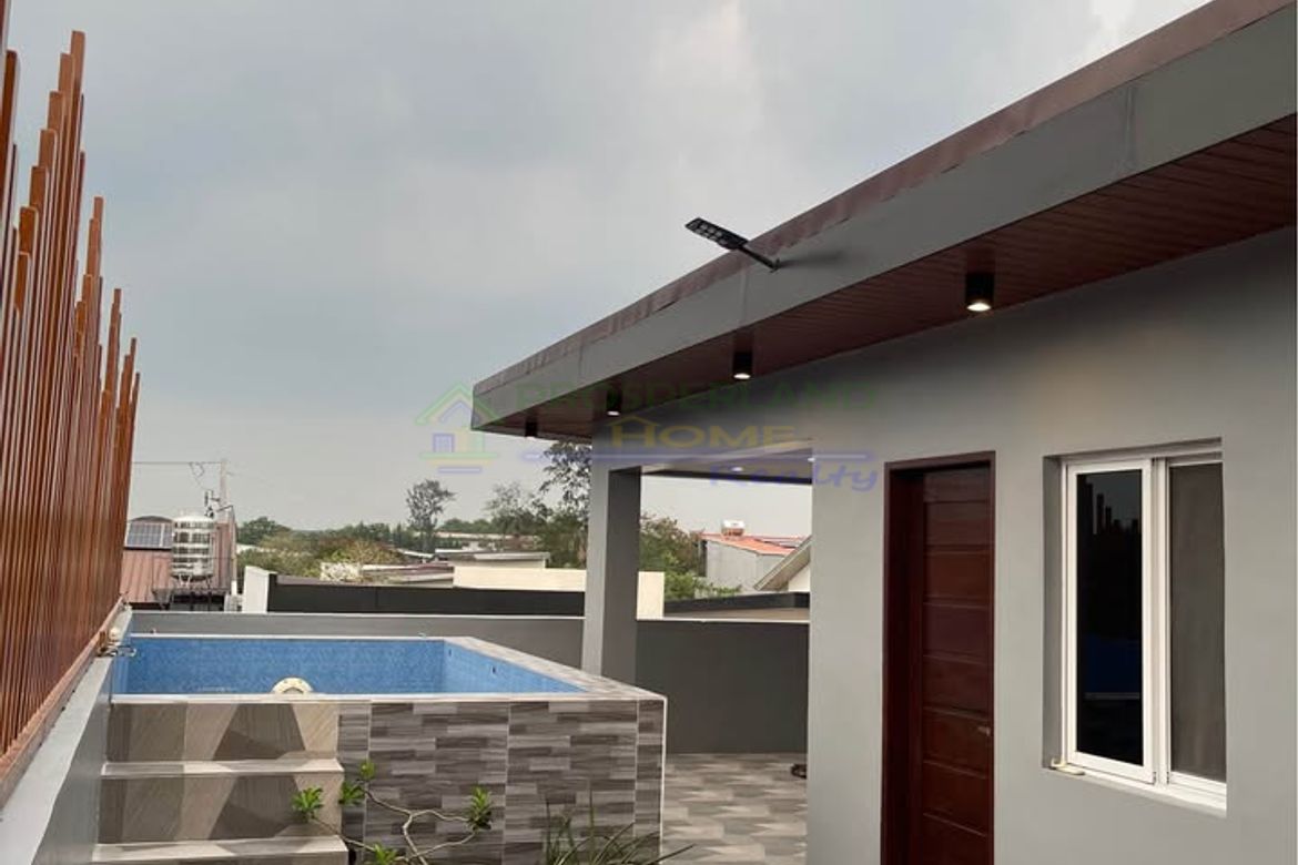 4 Bedroom House for Sale in Santa Rosa, Laguna – photo 2