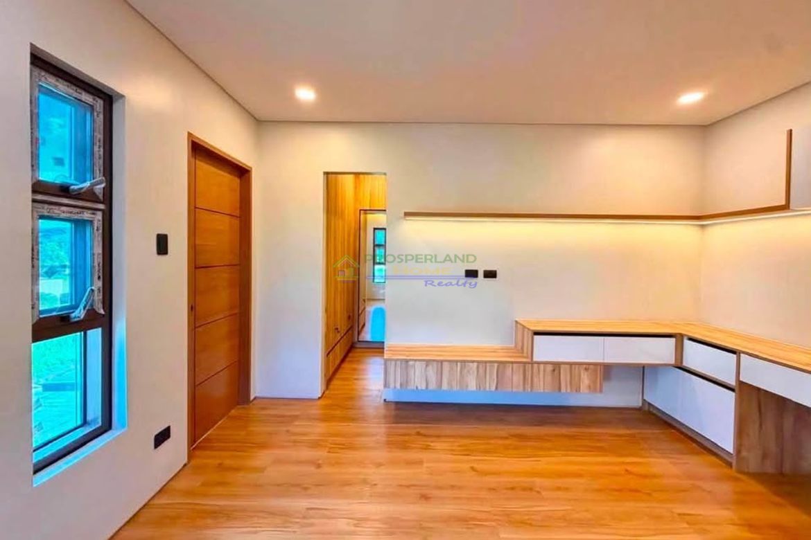4 Bedroom House for Sale in Santa Rosa, Laguna – photo 6