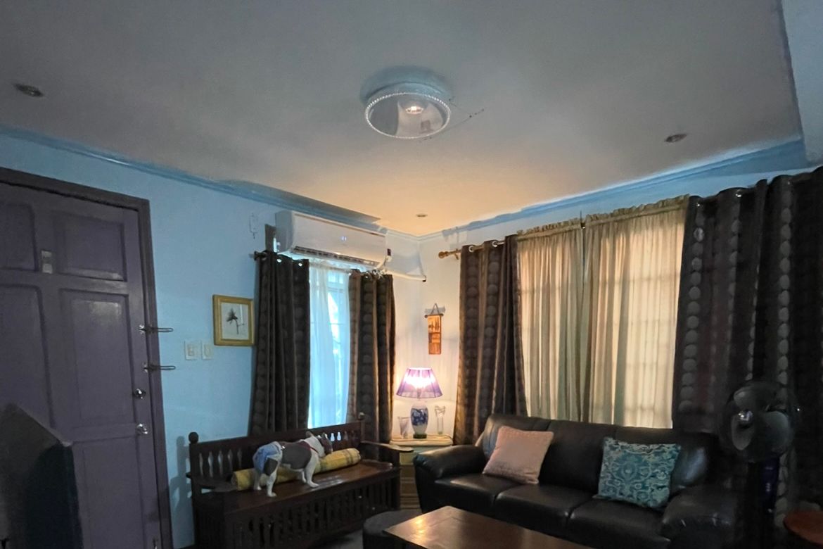 4 Bedroom House for Sale in Santarosa Estates, Don Jose, Santa Rosa, Laguna