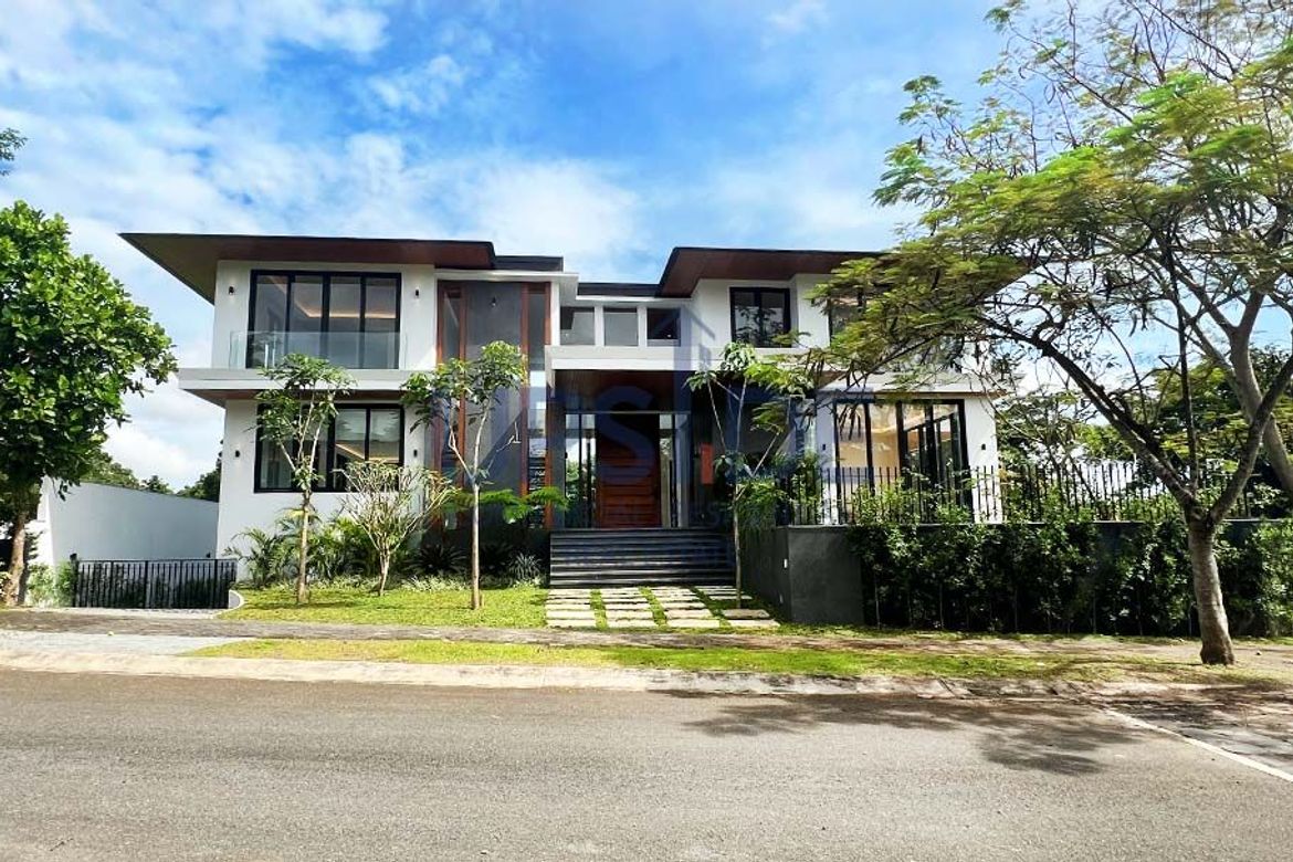 4 Bedroom House for Sale in SANTIERRA, Market Area, Santa Rosa, Laguna – photo 2
