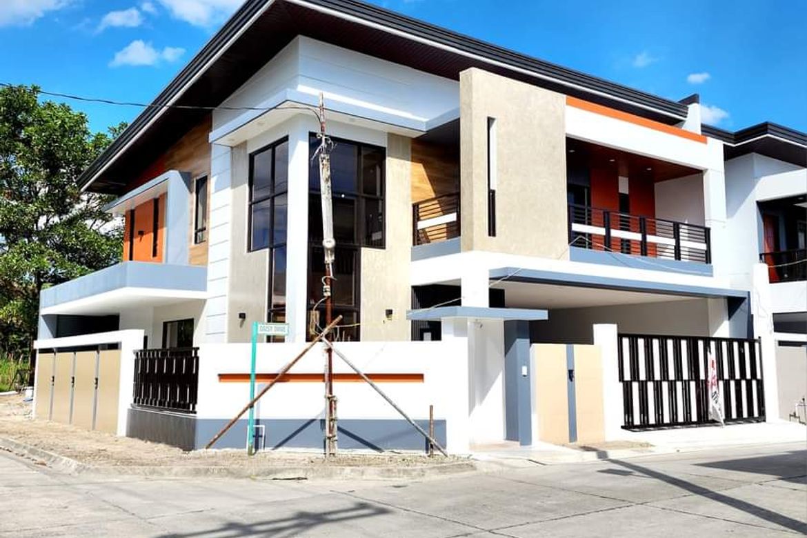 4 Bedroom House for Sale in Santo Domingo, Angeles, Pampanga