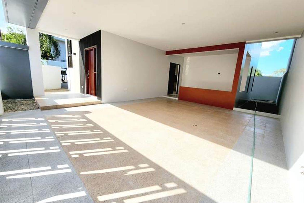 4 Bedroom House for Sale in Santo Domingo, Angeles, Pampanga – photo 5