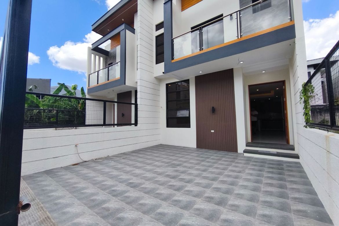 4 Bedroom House for Sale in Santo Domingo, Cainta, Rizal – photo 4
