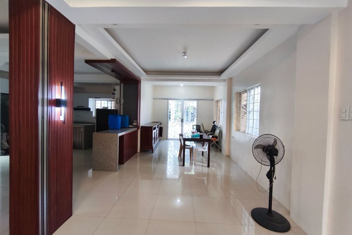 4 Bedroom House for Sale in Santo Domingo, Cainta, Rizal – photo 2