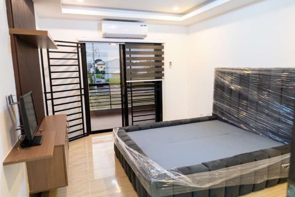 4 Bedroom House for Sale in Santo Rosario, Angeles, Pampanga – photo 2