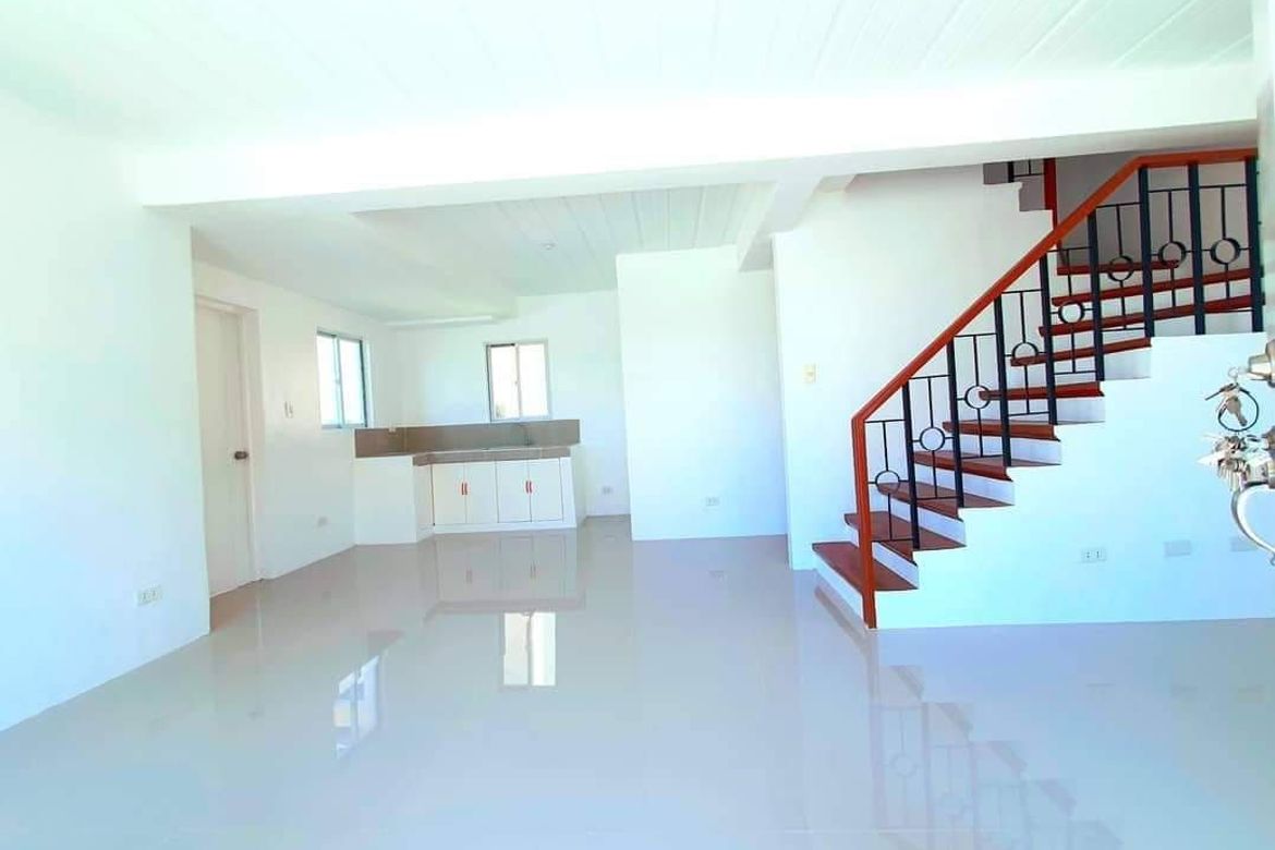 4 Bedroom House for Sale in Santo Rosario, Capas, Tarlac – photo 2