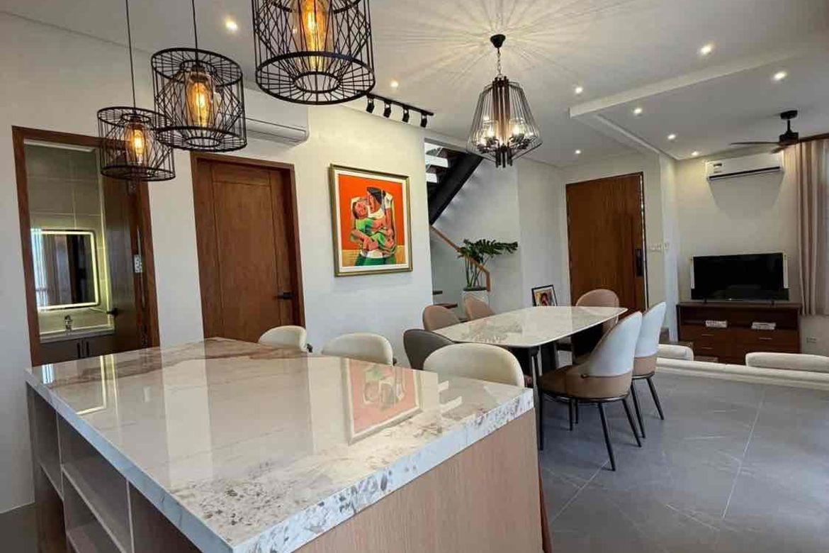 4 Bedroom House for Sale in Santo Rosario, San Fernando, Pampanga – photo 2