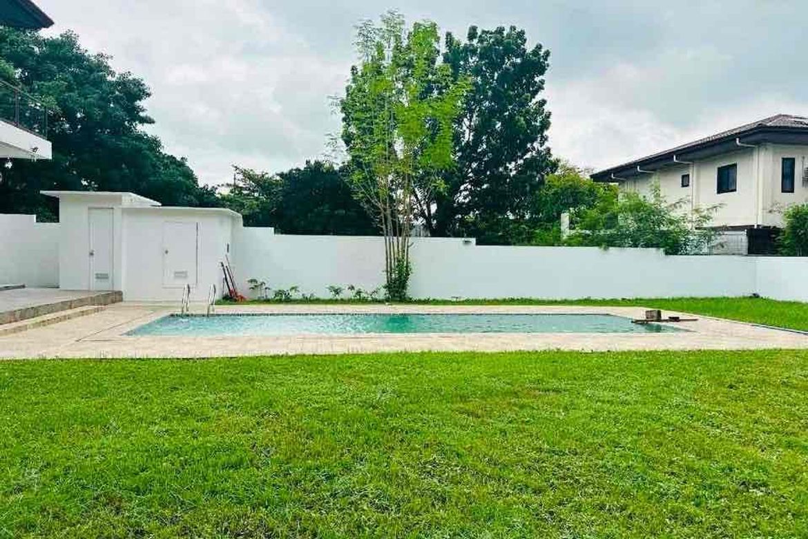 4 Bedroom House for Sale in Santo Rosario, San Fernando, Pampanga – photo 3