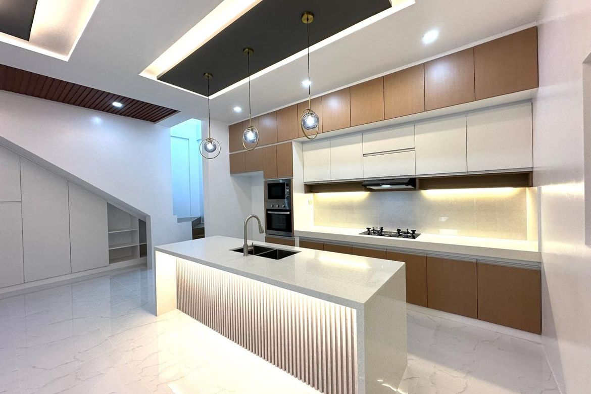 4 Bedroom House for Sale in Sapang Biabas, Mabalacat, Pampanga