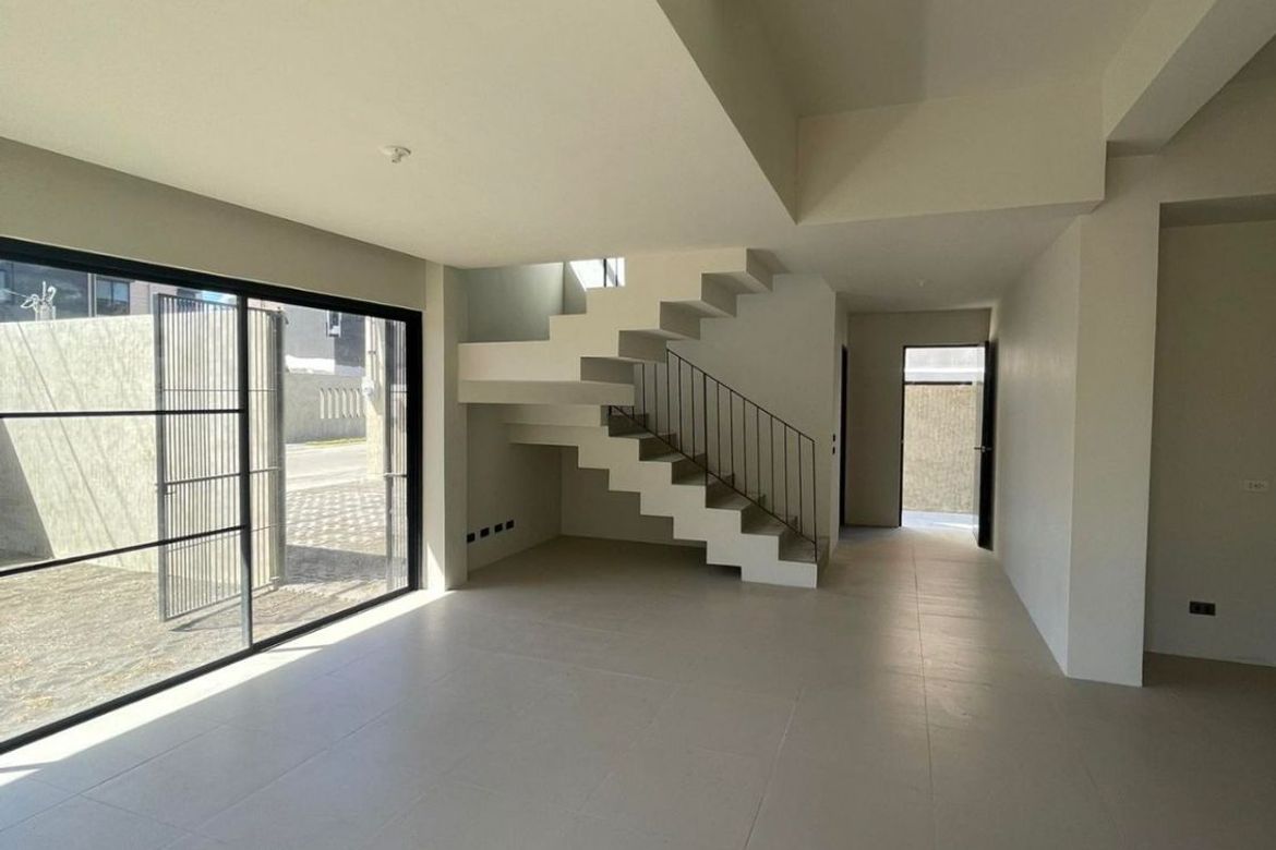 4 Bedroom House for Sale in Seafront Residences, Calubcub II, San Juan, Batangas – photo 5