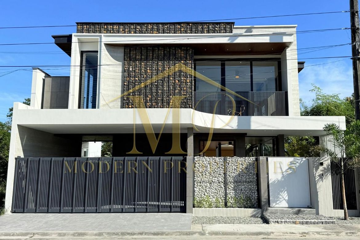 4 Bedroom House for Sale in Sindalan, San Fernando, Pampanga