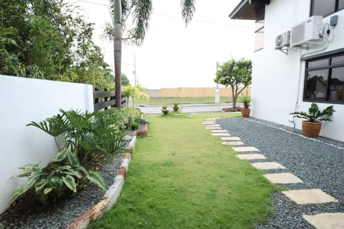 4 Bedroom House for Sale in Solen Residences, Market Area, Santa Rosa, Laguna – photo 3