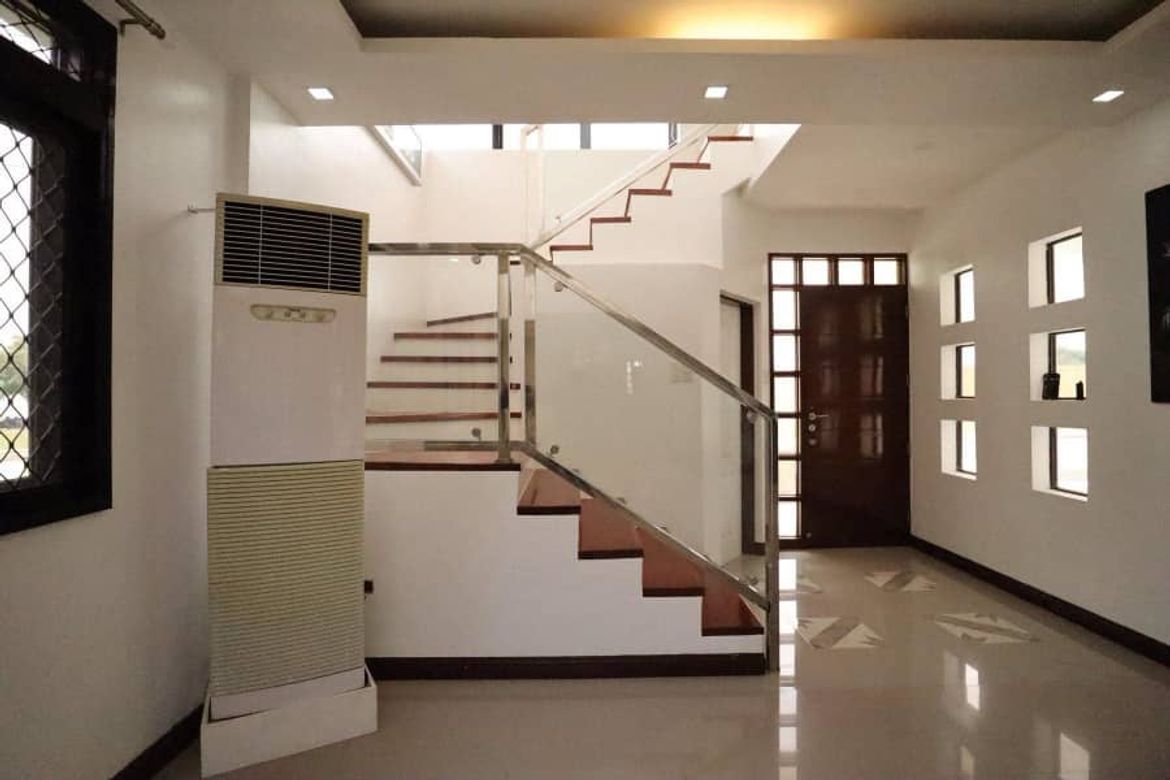 4 Bedroom House for Sale in Solen Residences, Market Area, Santa Rosa, Laguna – photo 7
