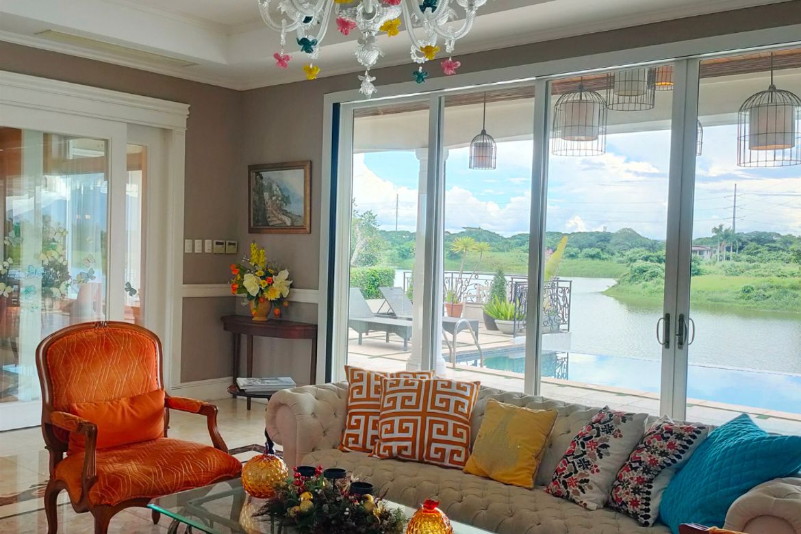 4 Bedroom House for Sale in South Lake Village at Eton City, Don Jose, Santa Rosa, Laguna – photo 2