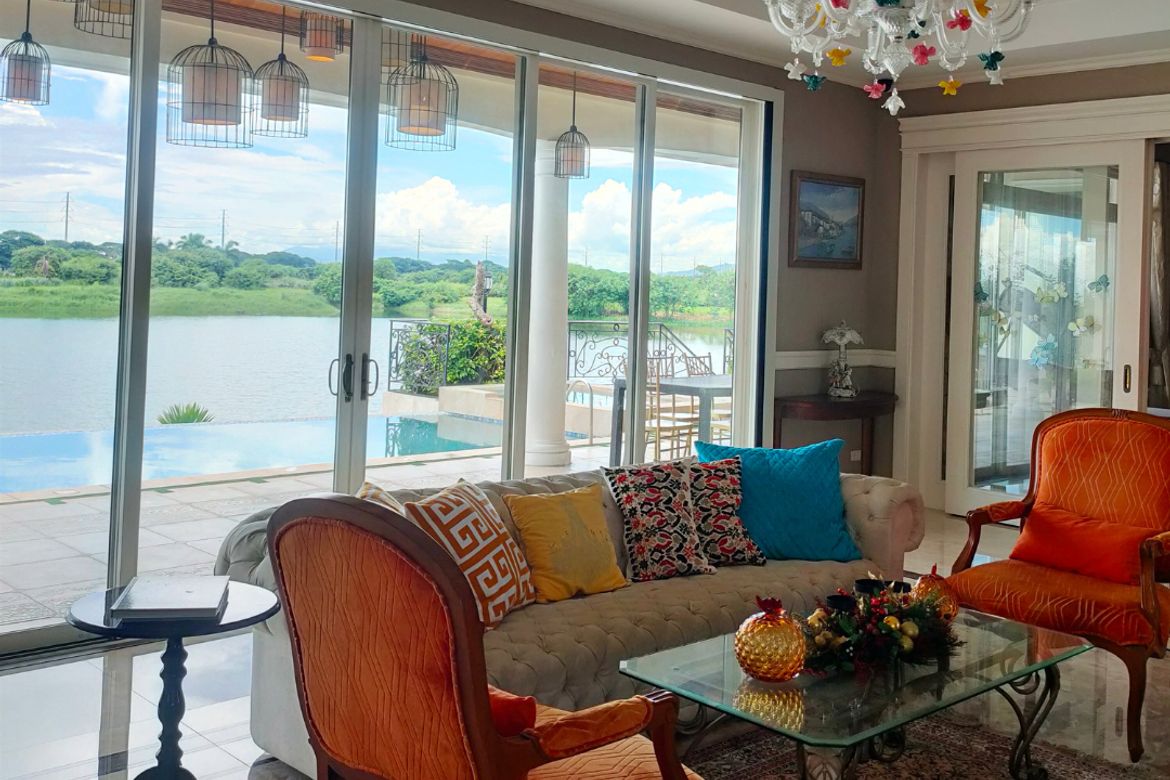4 Bedroom House for Sale in South Lake Village at Eton City, Don Jose, Santa Rosa, Laguna – photo 4