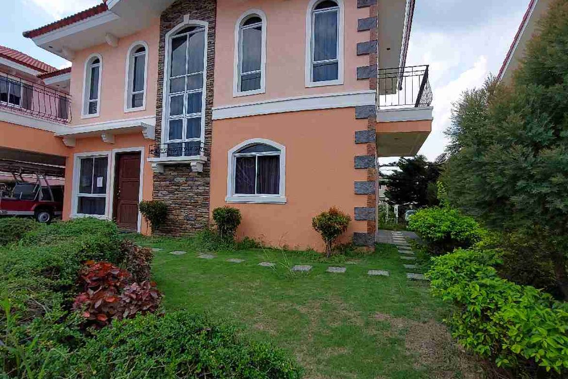 4 Bedroom House for Sale in Suntrust Verona, Lumil, Silang, Cavite