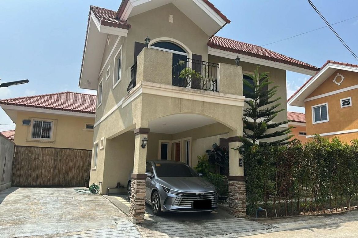 4 Bedroom House for Sale in Suntrust Verona, Lumil, Silang, Cavite