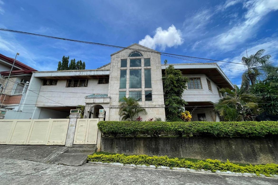 4 Bedroom House for Sale in Talamban, Cebu City, Cebu
