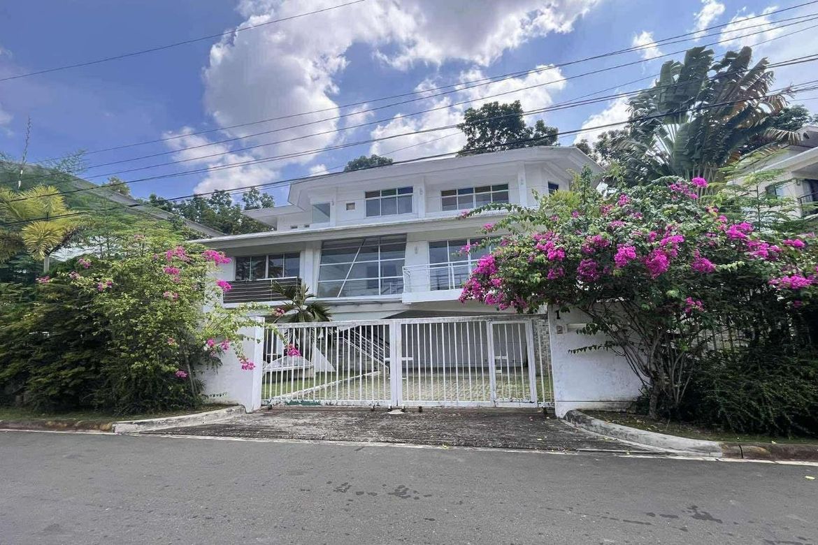 4 Bedroom House for Sale in Talamban, Cebu City, Cebu