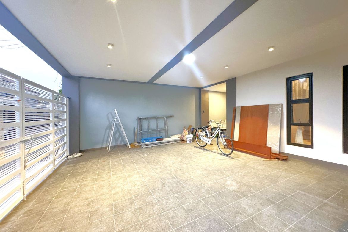 4 Bedroom House for Sale in Talon Dos, Las Piñas, Metro Manila – photo 2