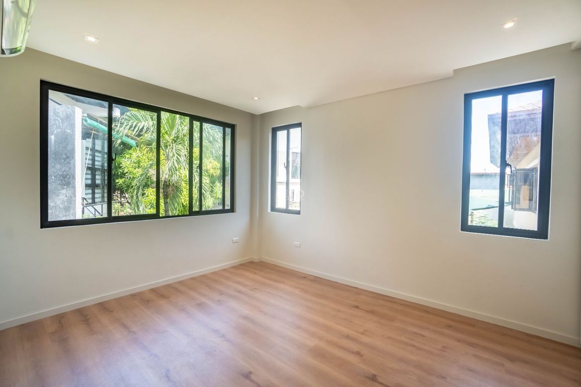 4 Bedroom House for Sale in Talon Dos, Las Piñas, Metro Manila – photo 8