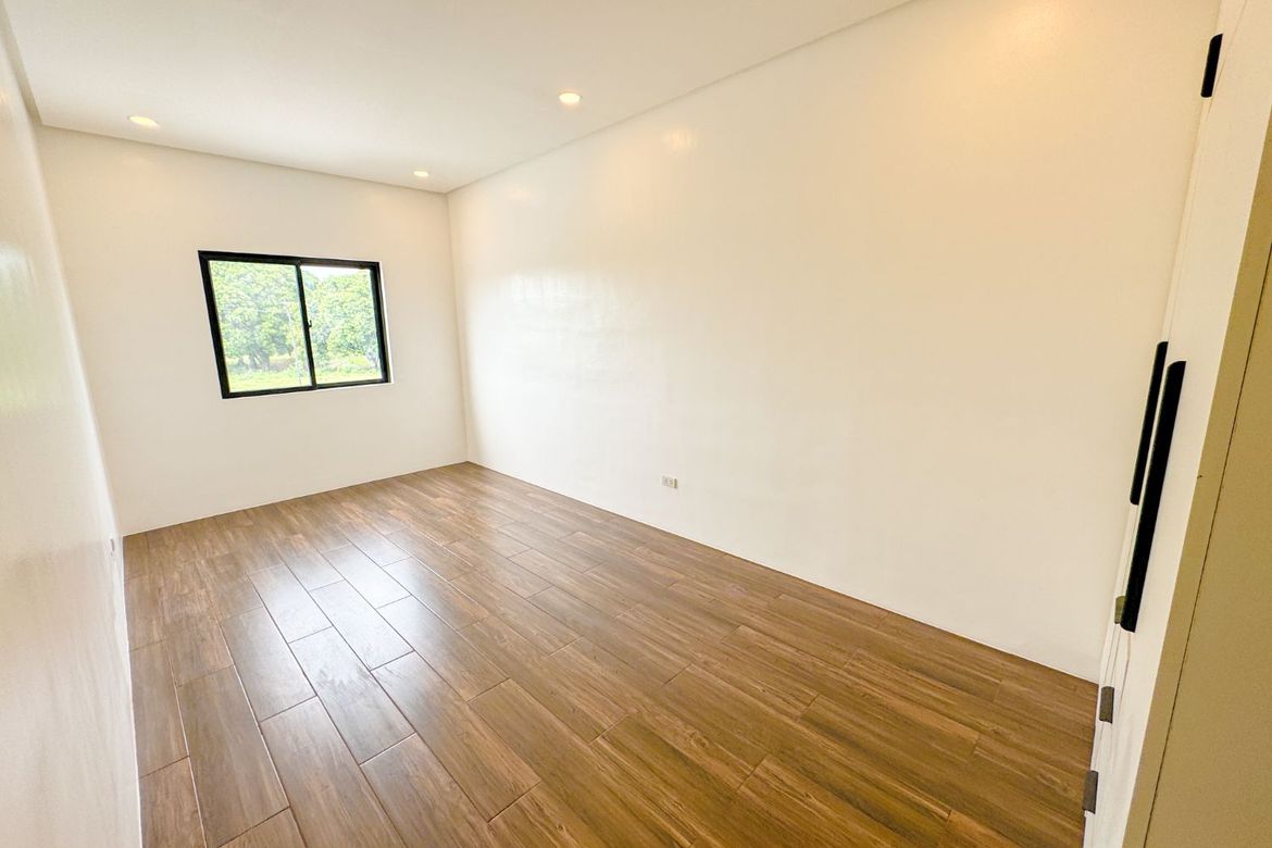 4 Bedroom House for Sale in Talon Dos, Las Piñas, Metro Manila – photo 6